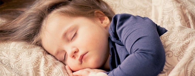 Por Qué Mi Hijo Rechina Los Dientes Cuando Duerme: 5 Razones